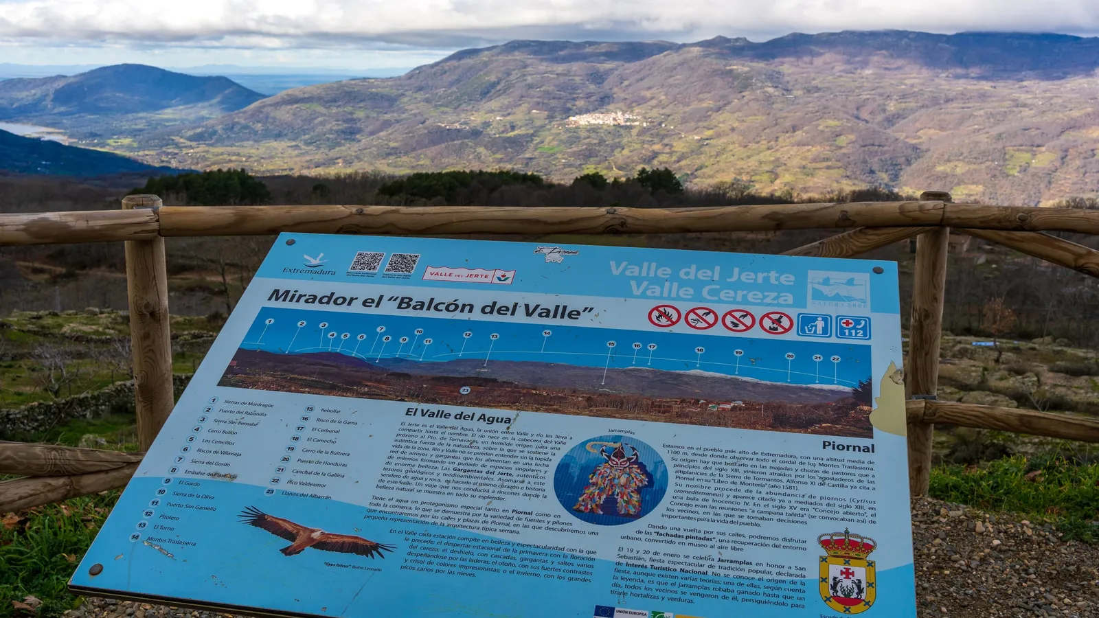 Balcón del Valle, mirador a la entrada de Piornal, Valle del Jerte