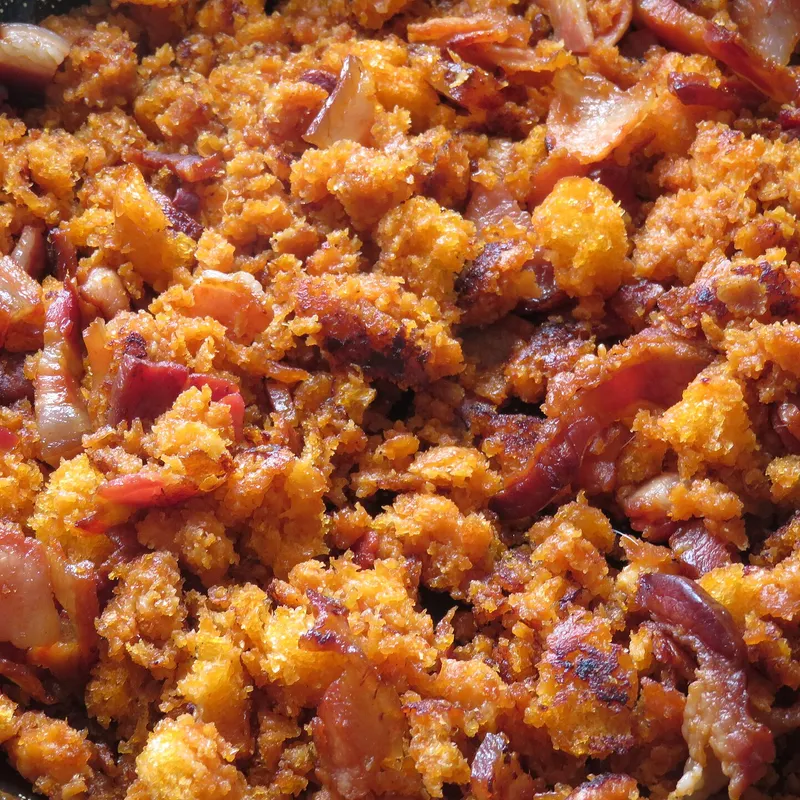 Migas extremeñas, plato tradicional de la gastronomía del Valle del Jerte