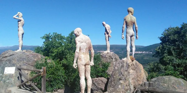 Mirador de la Memoria en El Torno, con vistas al Valle del Jerte