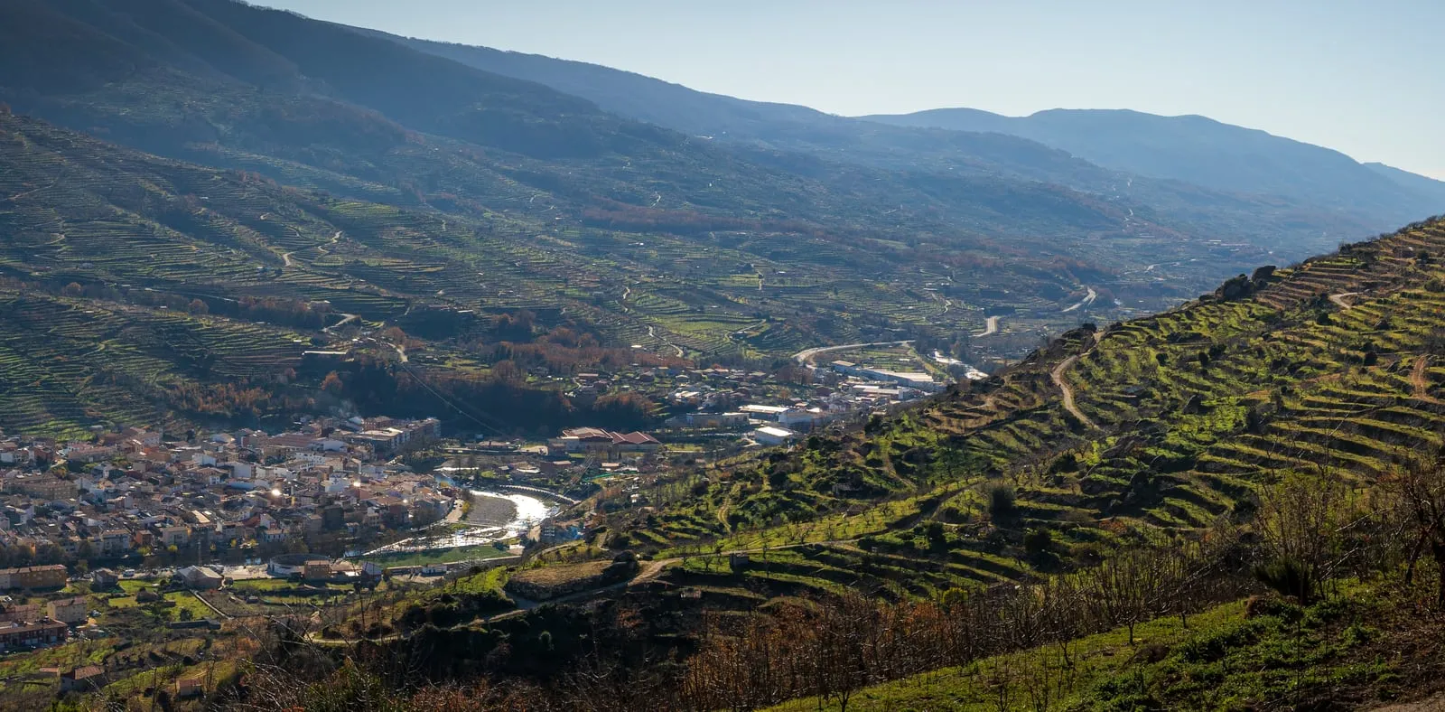 Carretera de acceso al Valle del Jerte para planificar la visita