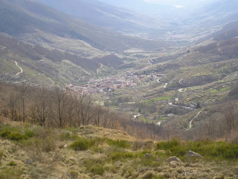 Camino de montaña de la Ruta de las Juderías, en el Valle del Jerte