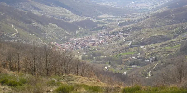 Camino de montaña de la Ruta de las Juderías, en el Valle del Jerte